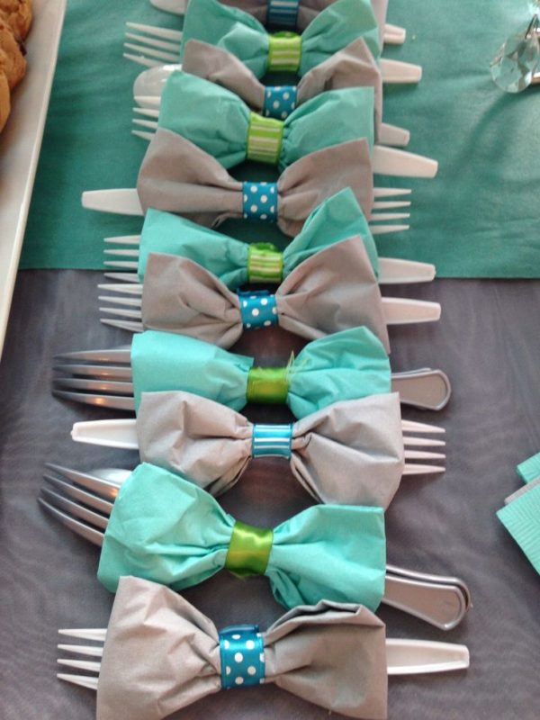 Cute Bow Napkins For A Baby Shower Party
