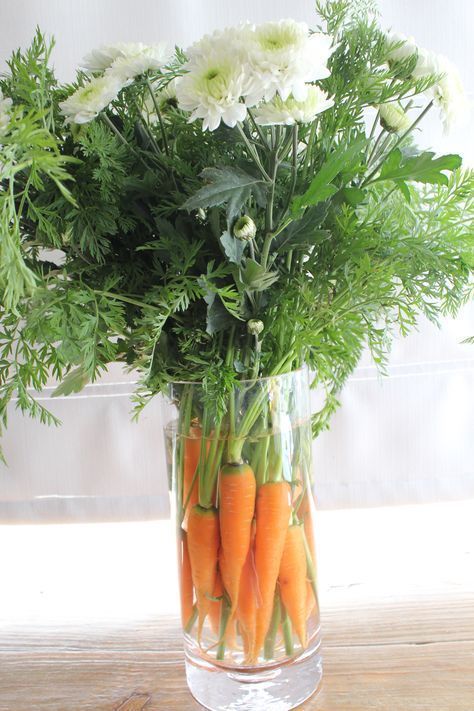 Carrots and Flowers Easter Table Decor