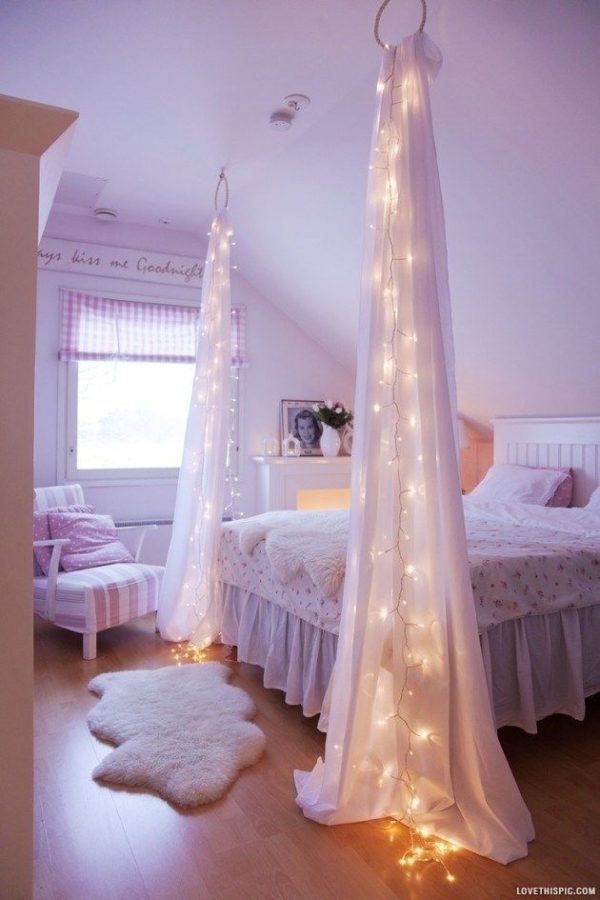 Diy Light Curtains In A Bedroom