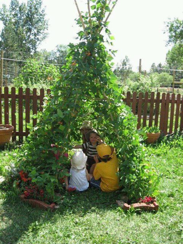 Outdoor Teepee Trellis For Kids In Backyard Garden