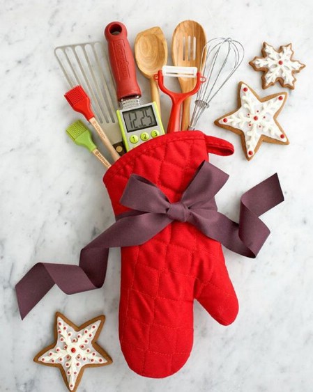 Baking Gloves And Utensil Kit Christmas Gift