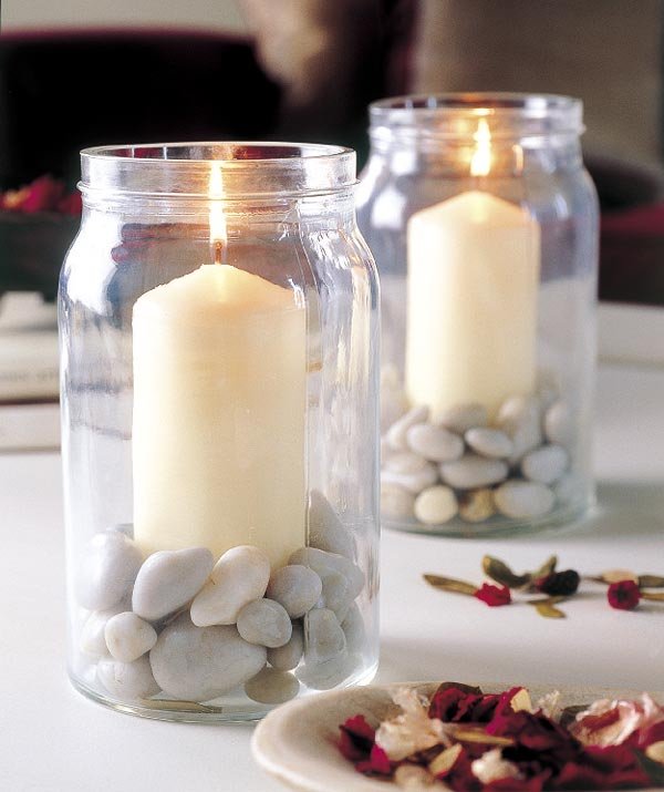 DIY-candle-holder-with-pebbles