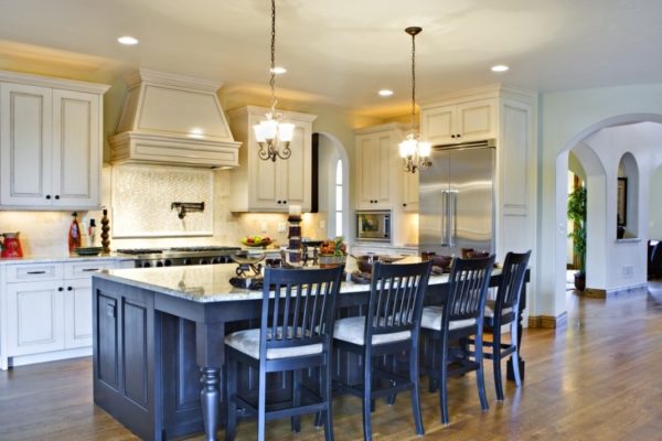Kitchen Island With Dining Bar